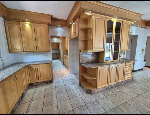 4 BEDROOM HOUSE FOR SALE IN MEYERSDAL